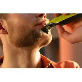 Philips OneBlade QP2724/10 Lime Green