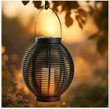 Spetebo LED Solarleuchte XXL Solar Laterne mit LED Kerze warm weiß - 43 x 38 cm, Rattan Optik, LED fest integriert, warm weiß, mit Flacker-Effekt schwarz