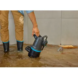 Gardena Schmutzwasser-Tauchpumpe 20000 BASIC 550 W, max. Fördermenge: 20.000 l/h, Eintauchtiefe: 9 m