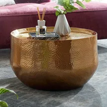 KADIMA DESIGN Orientalischer Couchtisch ANIENE: Hammerschlag-Struktur, Aluminium, hohl, 40 kg Belastung, goldfarben lackiert.