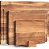 WALDWERK Schneidebrett 3er Set (40x30 / 33x24 / 26x18cm) aus massiver Akazie - Schneidebretter mit Brettständer - 2cm dicke Holzbretter mit Saftrille - Design Schneidebrett Set