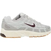 Nike P-6000 Herren College Grey/Burgundy/Crush 40,5