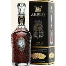 A.H. Riise Non Plus Ultra 42% vol 0,7 l Geschenkbox