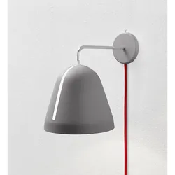 Nyta Tilt Wall Wandleuchte grau matt | mit Kabel und Stecker | rot