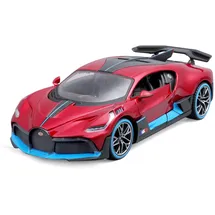 MAISTO 31526 - Bugatti Divo rot 1:24