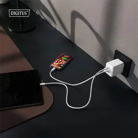 Digitus USB GaN 100W 2x USB-C 1x USB-A Weiß