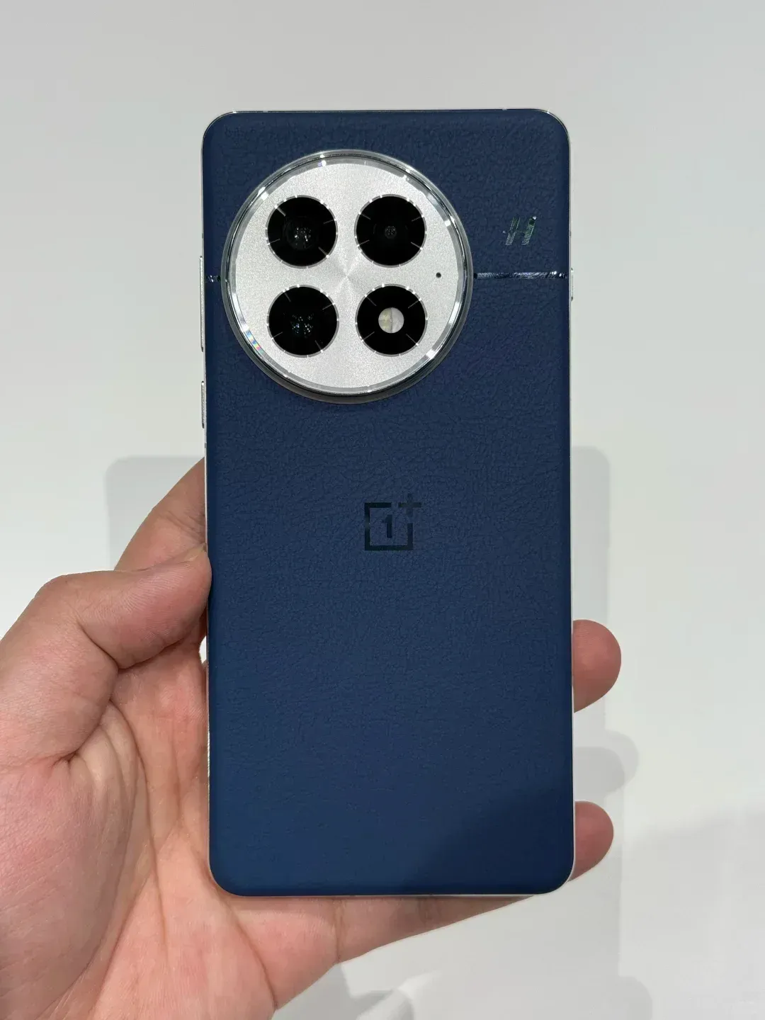 Oneplus 13 Global Version 5G Smartphone Snapdragon 8 Elite 100 W SUPERVOOC 6000 mAh Akku 4K 6,82 Zoll Display IP69 50 MP Kamera