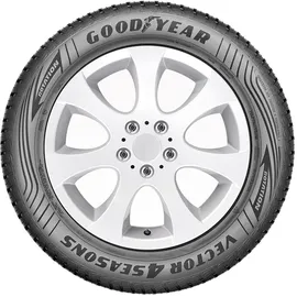 Goodyear Vector 4Seasons Gen-3 215/55 R17 98W