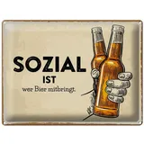 Femer GmbH Metallschild Spruch 30x40 cm Sozial ist wer Bier mitbringt beige, (1 St), gewölbte Oberfläche, abgerundete Ecken, umgeschlagene Kanten
