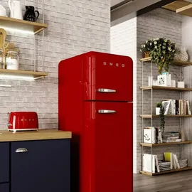 Smeg TSF01RDEU Rot / Hochglanz