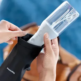 Philips Sonicare Power Flosser 3000 HX3826/31 weiß + Kulturtasche