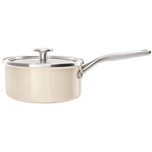 KitchenAid Steel Core Enamel Stielkasserolle mit Deckel (18cm/2l), deutsche Emaille, Induktionsgeeignet, backofenfest, spülmaschinenfest, Crème