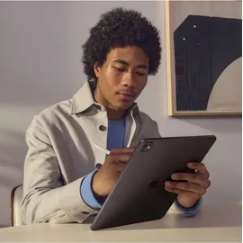 Apple iPad Pro 11" (5. Generation 2024) 256 GB Wi-Fi + Cellular Silber