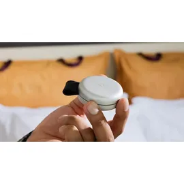 Twelve South ButterFly 2-in-1 MagSafe Ladegerät – Laden von iPhone, und Apple Watch, gleichzeitig – Dient als Displayständer – Rei... - Grau