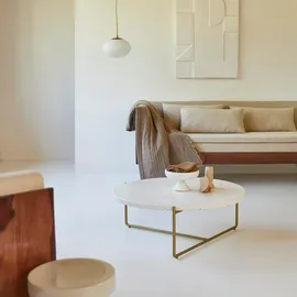 Tikamoon Couchtisch Konfetti aus Metall und Terrazzo 80 Anatole mit goldenem Gestell Desi