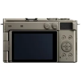 Panasonic Lumix DC-S9 Gehäuse (Titan/Black) + S 18-40/4,5-6,3