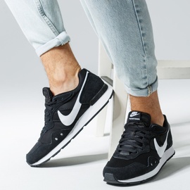Nike Venture Runner Herren black/black/white 43