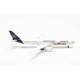 HERPA Modellflugzeug Lufthansa A330 Fanhansa Diversity Wins 1:500