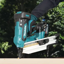 Makita Akku-Streifennagler BN002GZ 40V für Rundkopfnägel 50-90 mm