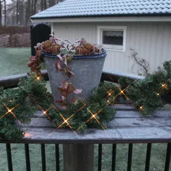 LED Tannengirlande Weihnachtsgirlande beleuchtet 30LED Batterie Timer 2,50m grün