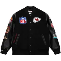 Mitchell & Ness Varsity Jacke schwarz M