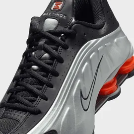 Nike Shox R4 Herren Running silber Größe 42 Schuhe