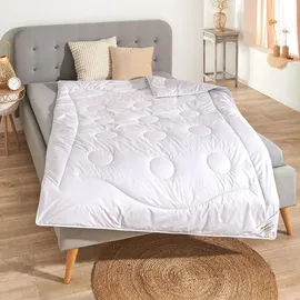 Traumschlaf Premium Kamelhaarflaum Steppbett leicht, Füllung: 100% Kamelhaar 135x200 cm