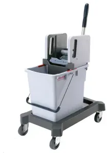 Vileda Professional CombiSpeed Fahreimer, mit Vertikalpresse, Nasswischwagen mit kompaktem Fahrgestell für hohe Flexibilität, Maße (L x B x H): 59 x 38 x 86 cm, 25 Liter Eimer