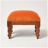 Homescapes Fußhocker Rechteckiger Samthocker Mable – orange mit Holzbeinen, 50 x 30 x 40 cm 30 cm x 40 cm x 50 cm
