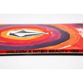 Nitro Snowboards Damen Beauty x Volcom BRD ́23, Freestyleboard, Twin, Trüe Camber, Park