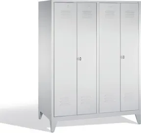 C+P Doppelspind Classic auf Füßen, 4 Abteile, H1850xB1590xT500mm Front Lichtgrau Korpus Lichtgrau