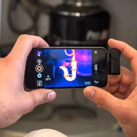 Seek Compact XR für Apple iOS