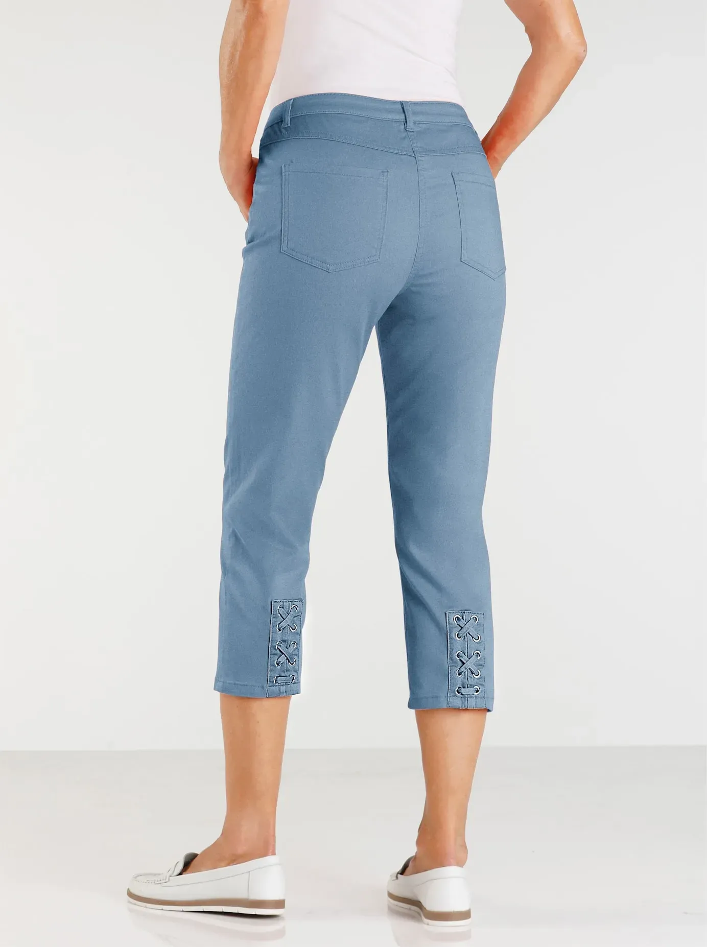 3/4-Jeans CASUAL LOOKS Gr. 48, Normalgrößen, blau (blue, bleached) Damen Jeans Caprihosen 3/4 Hosen