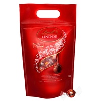 Lindt LINDOR Schokoladen Kugeln Vollmilch | ca. 80 Milch-Schokolade mit zartschmelzender Füllung | Großpackung, Pralinen-Geschenk, 1kg