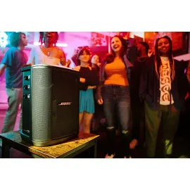 Bose S1 Pro+ Tragbarer Bluetooth Lautsprecher, Schwarz
