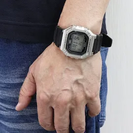 Casio Herren Digital Quarz Armbanduhr Collection