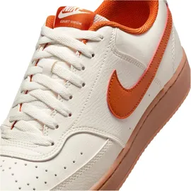 Nike Court Vision Low Herren Sail / Campfire Orange / Gum Medium Brown 44