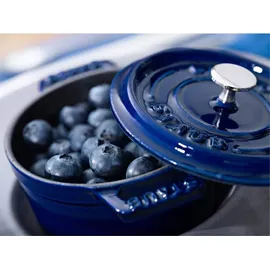 Staub Cocotte 10 cm rund dunkelblau