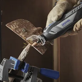 DREMEL 8250-5/65 inkl. 2 x 2,0 Ah + Dremel Box