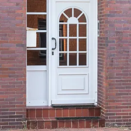 Relaxdays Stufenmatte Gummi, rechteckig, Treppenauflage innen & außen, 75 x 25 cm, Ornamente, Anti-Rutsch-Matte, schwarz