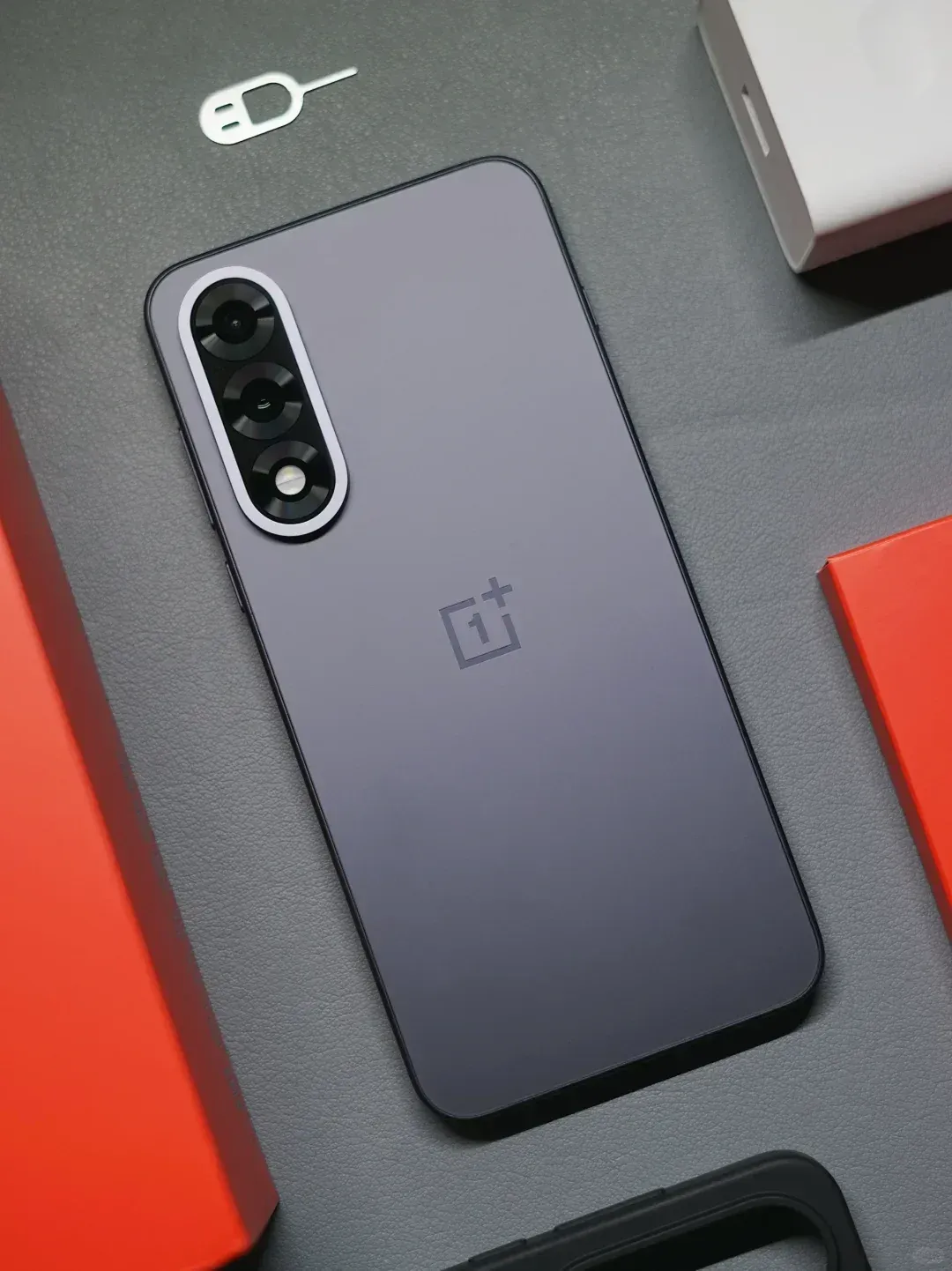 Oneplus Nord 5 Smartphone 5g Snapdragon 8S Gen 3 6,83 Zoll Amoled Display 144 Hz 5200 mAh 80 W Supervooc-Aufladung 50 MP Dual-Kameras