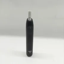 Oral-B iO Series 2 Night Black + Reiseetui + Aufsteckbürsten-Etui