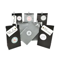 Frau Wundervoll Adventskalender Weihnachtszeit, Blockbodenbeutel schwarz,grau Ziffern pastell