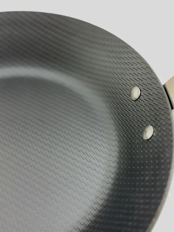 Ronneby Bruk Karbon-Bratpfanne, Ø 28 cm, mit rostfreiem Schmiedegriff