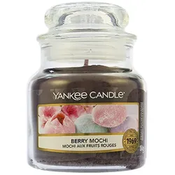 Aromatic candle Classic small Berry Mochi 104 g 0,315 kg