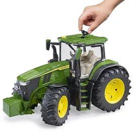 Bruder 03150 - Traktor 7R 350 grün 1:16