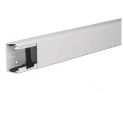 tehalit Leitungsführungskanal PVC witterungsbeständig/UV-stabil  40x60 mm, Länge 2m, verkehrsweiß