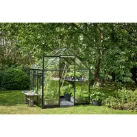Juliana Halls Gewächshaus Qube 66 schwarz