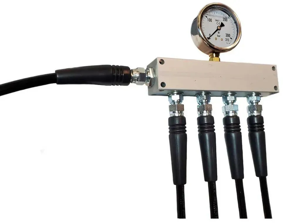 Metalsub G 1/4 ́ ́ Inlet 4 Outlets Verteilerblock Mit Manometer - Steel - One Size
