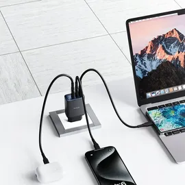 Mcdodo Netzwerkladegerät mit Display 2x USB-C + USB-A, 30W in Schwarz